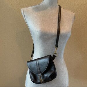 Sundance Vera Pelle Black Leather Detachable Strap Crossbody Purse